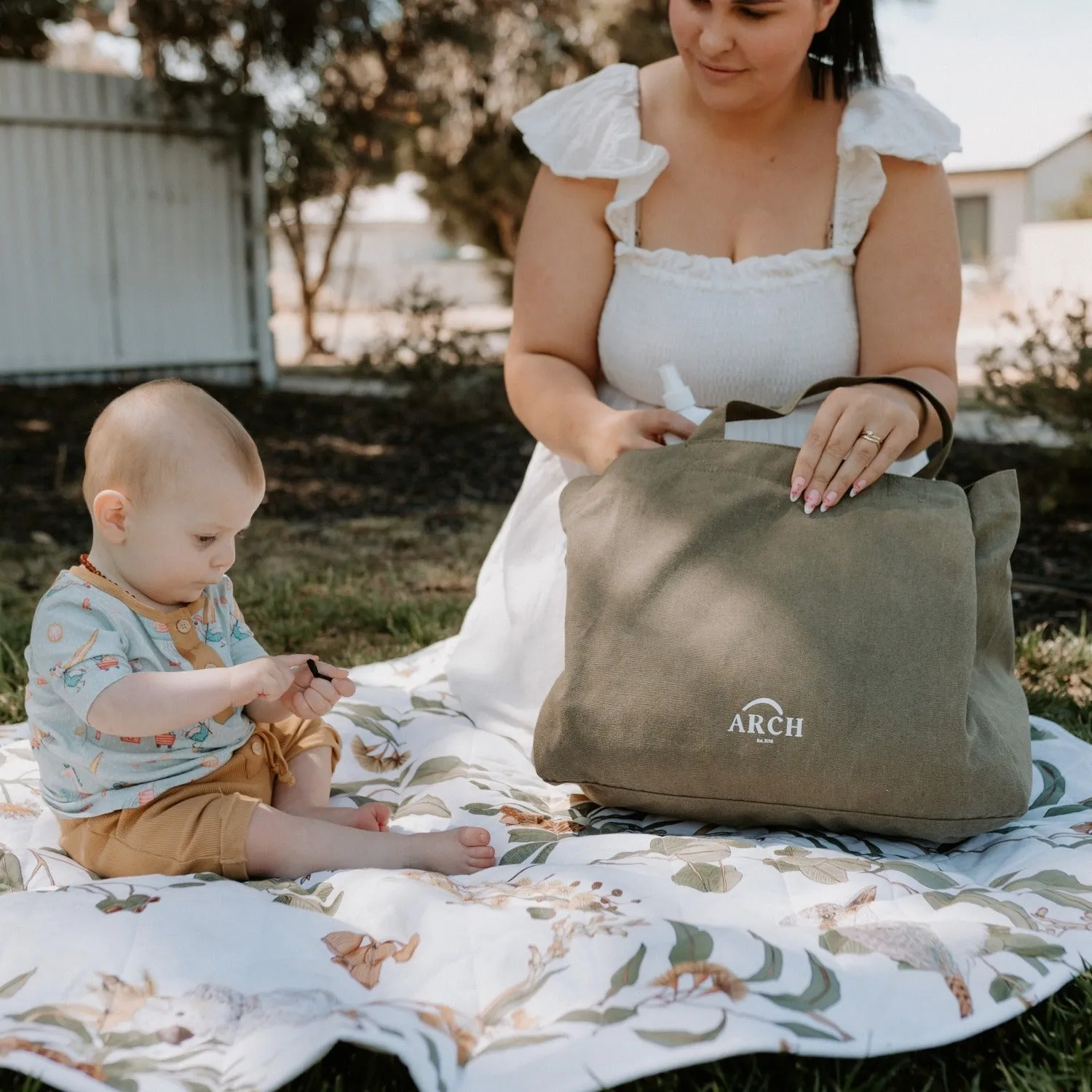 ARCH Pocket Tote Bag - Moss