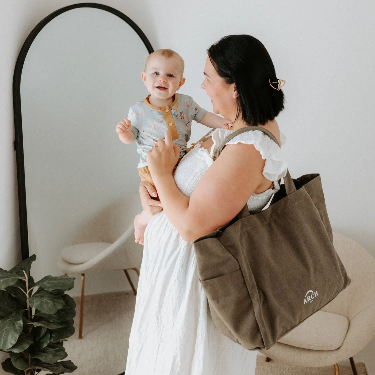 ARCH Pocket Tote Bag - Moss