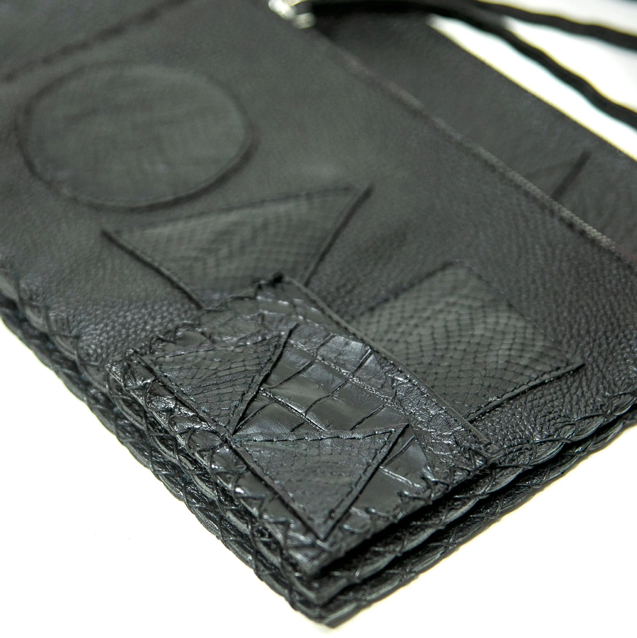 BLACK GEO FLAT POUCH
