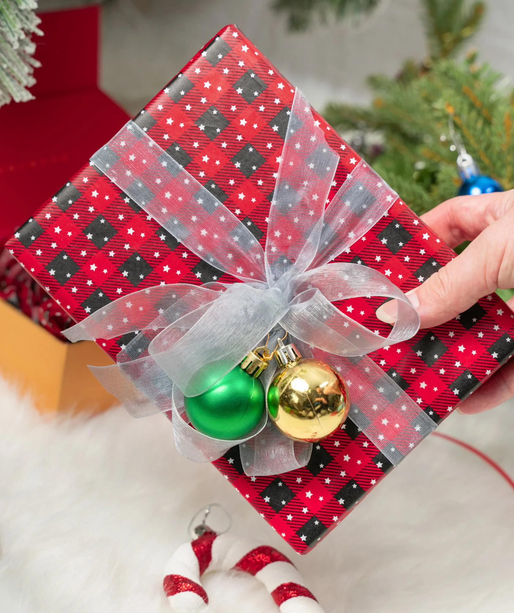 Christmas Buffalo Grid Red & Black Tissue Paper 20" x 30" Bulk Pack